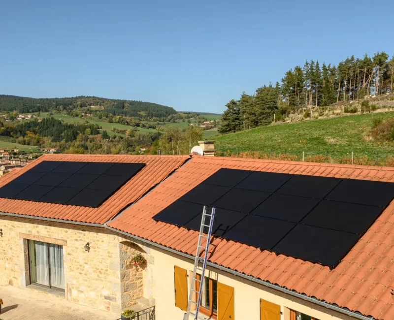 installation-panneaux-photovoltaiques-solairforez-4140 Installation solaire particulier